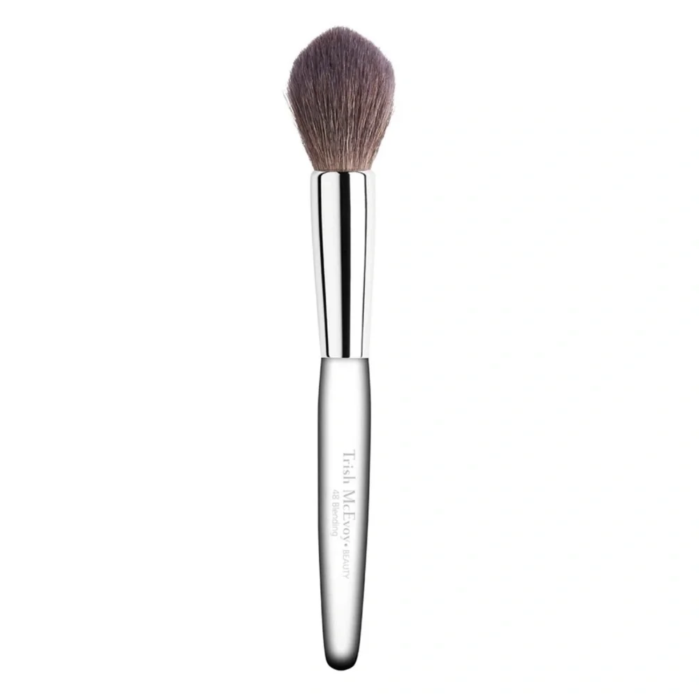 TRISH MCEVOY BRUSH 48 BLENDING BRUSH